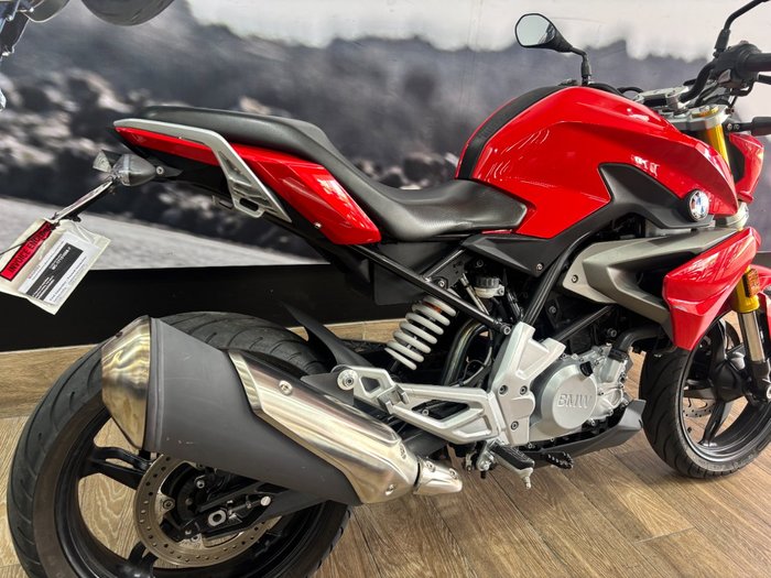 2020 BMW Motorrad G 310 R RED