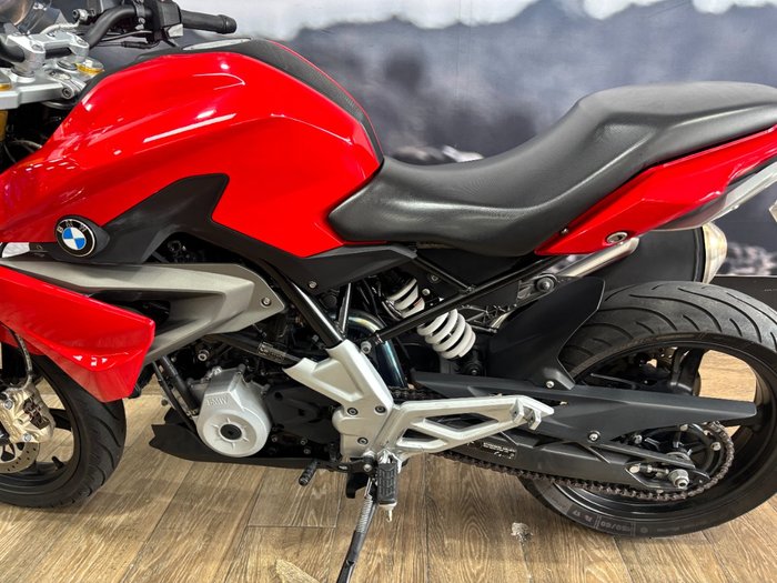 2020 BMW Motorrad G 310 R RED