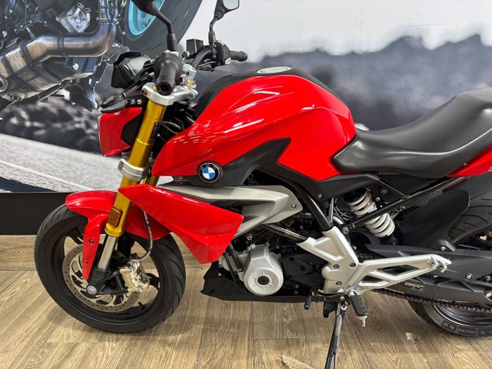2020 BMW Motorrad G 310 R RED