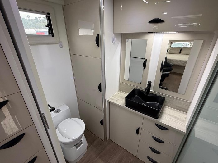 2023 Crusader Excalibur Nobleman