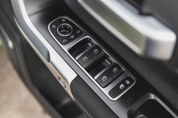 2025 Jaecoo J7 SHS Summit