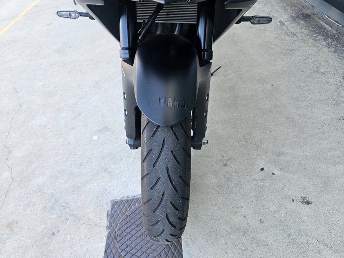 2024 Yamaha YZF-R3 Black