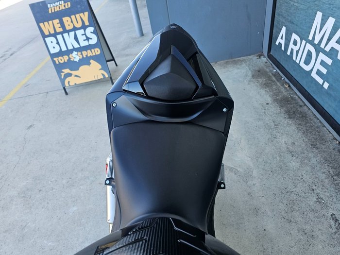 2024 Yamaha YZF-R3 Black