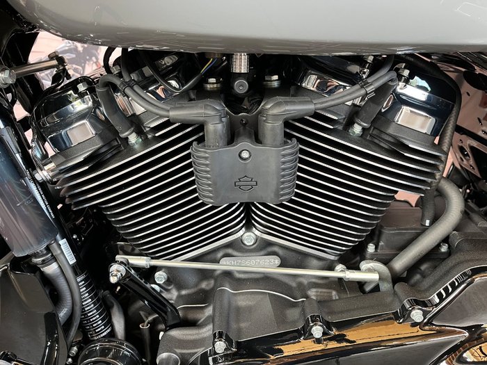 2025 Harley-davidson FLTRX ROAD GLIDE (117) BILLIARD GREY