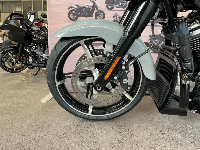 2025 Harley-davidson FLTRX ROAD GLIDE (117) BILLIARD GREY