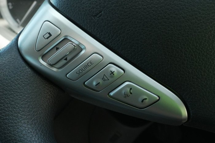 2013 Nissan Pulsar ST