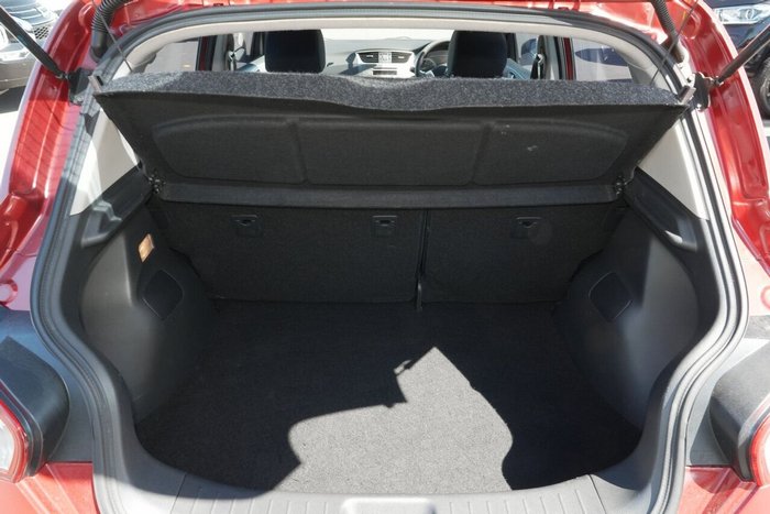 2013 Nissan Pulsar ST