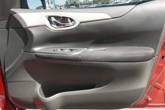 2013 Nissan Pulsar ST