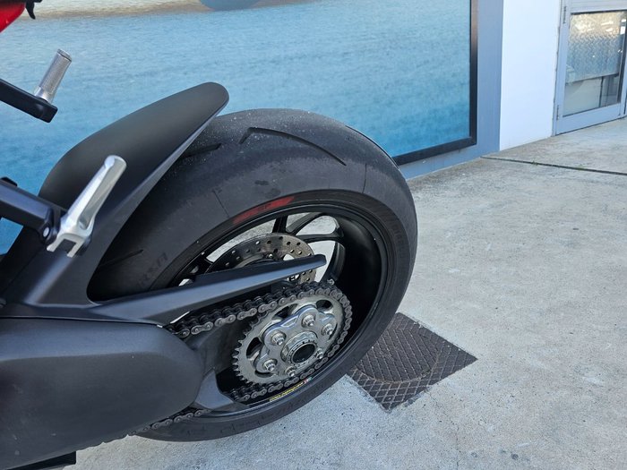 2022 DUCATI PANIGALE V4 S Red