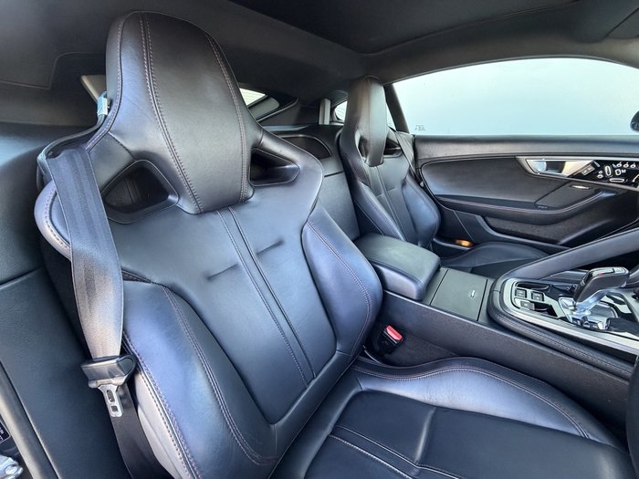 2017 Jaguar F-TYPE 250kW