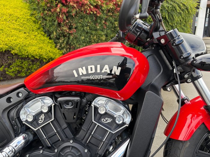2022 Indian SCOUT BOBBER Red