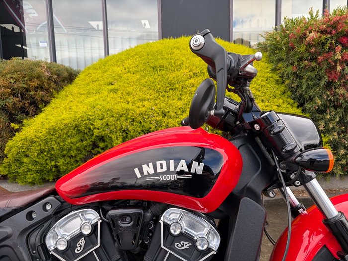 2022 Indian SCOUT BOBBER Red