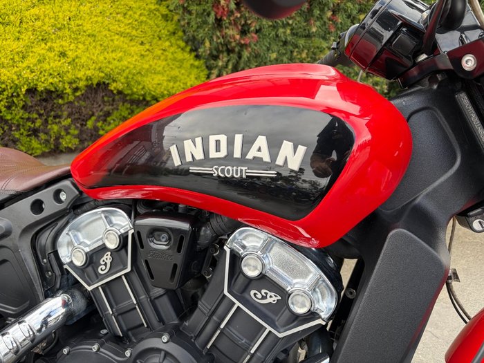 2022 Indian SCOUT BOBBER Red