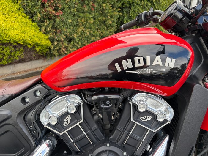 2022 Indian SCOUT BOBBER Red