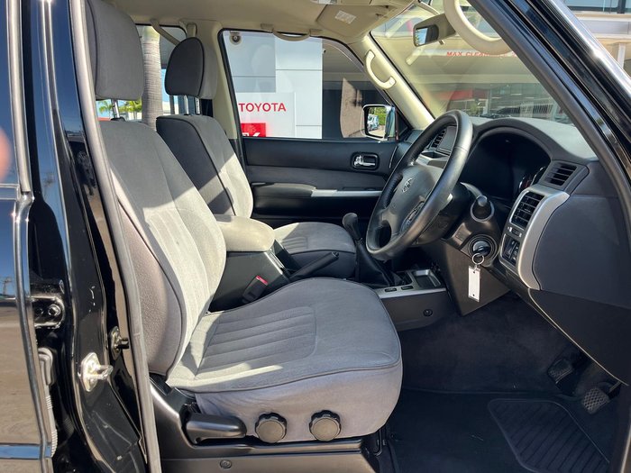 2014 Nissan Patrol ST Y61 4X4 Dual Range Black Obsidian