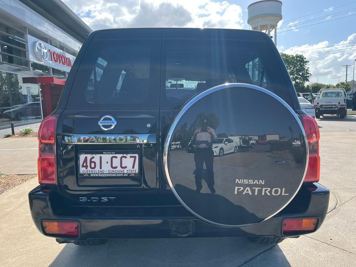 2014 Nissan Patrol ST Y61 4X4 Dual Range Black Obsidian