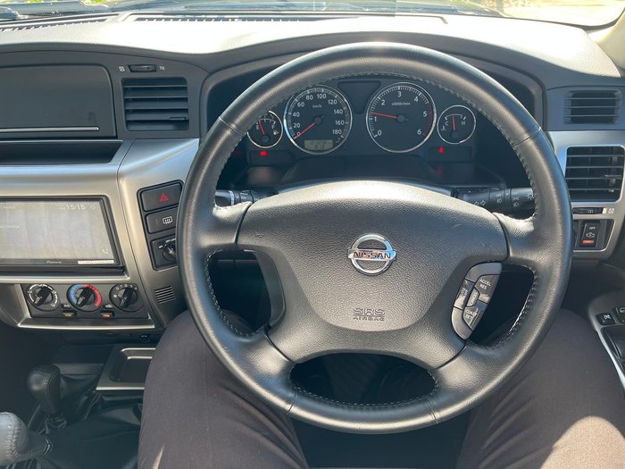 2014 Nissan Patrol ST Y61 4X4 Dual Range Black Obsidian