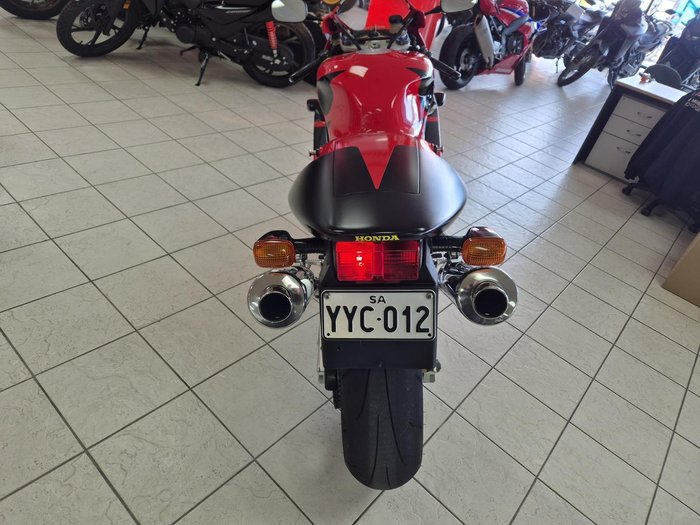 2000 Honda VTR1000SP-1 VTR-SP Red