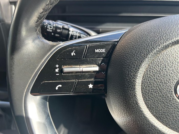 2022 Hyundai STARIA LOAD