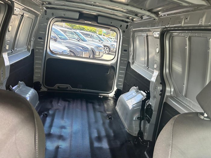 2022 Hyundai STARIA LOAD