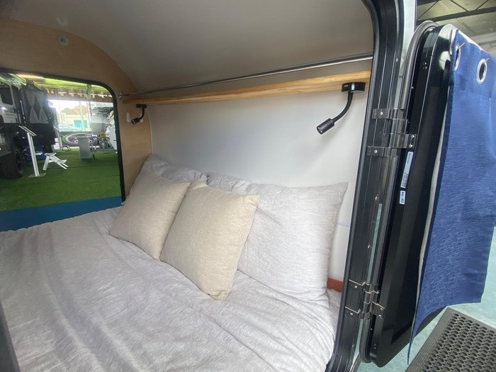 2022 Traveller Space Pod Lx