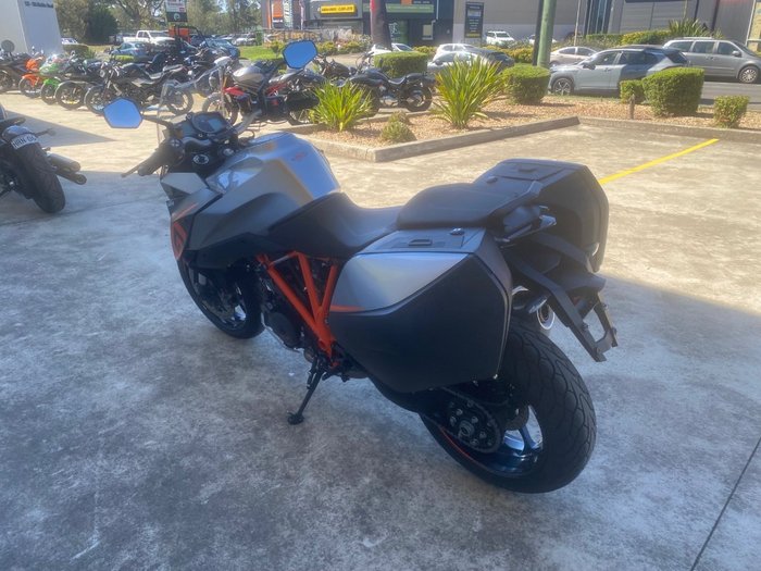 2016 Ktm 1290 SUPER DUKE GT Grey