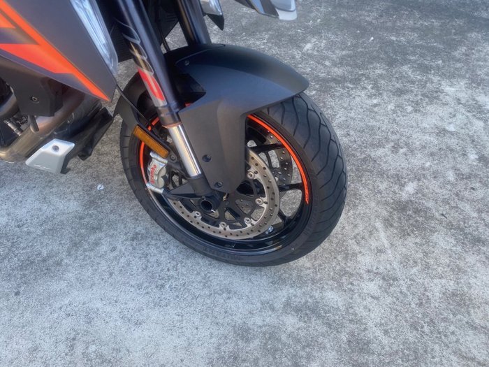 2016 Ktm 1290 SUPER DUKE GT Grey