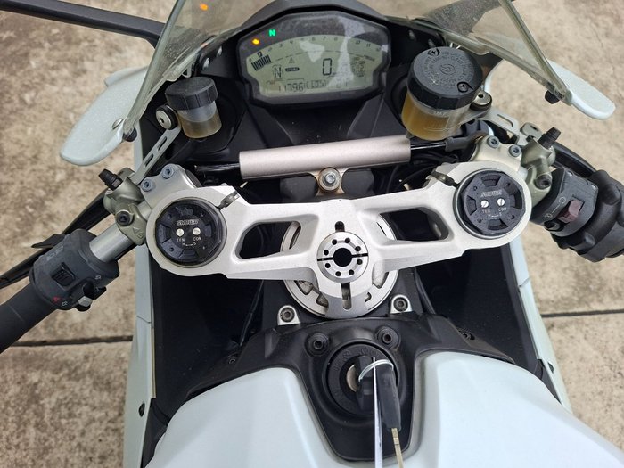 2015 DUCATI 899 PANIGALE White