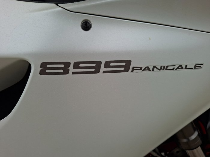 2015 DUCATI 899 PANIGALE White