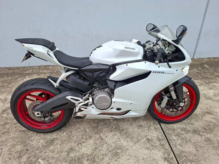 2015 DUCATI 899 PANIGALE White