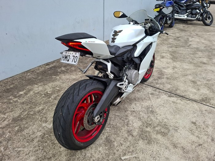 2015 DUCATI 899 PANIGALE White