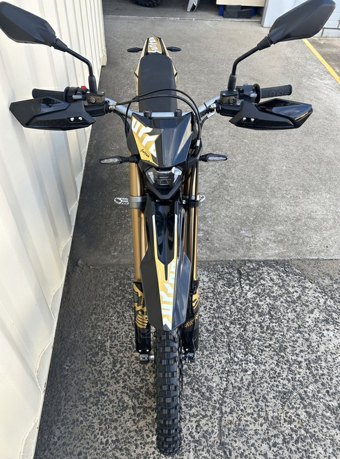 2025 SUR-RON ULTRA BEE X HP OFF ROAD GOLD