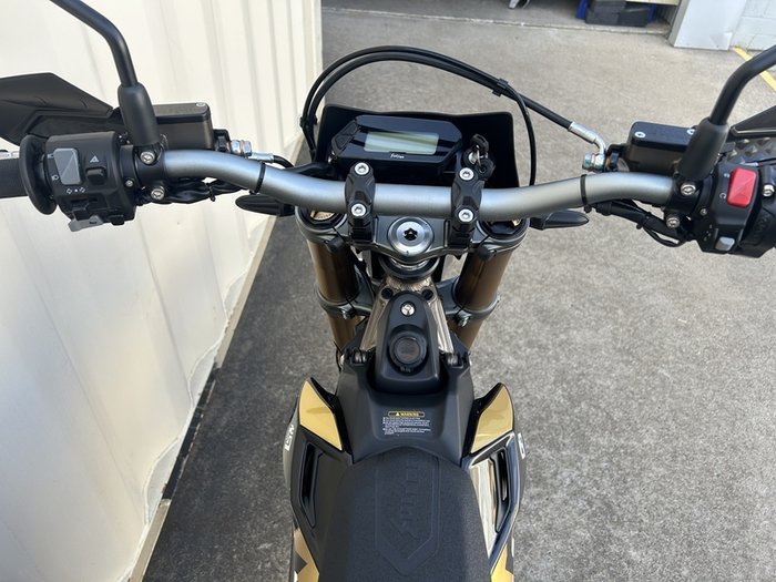 2025 SUR-RON ULTRA BEE X HP OFF ROAD GOLD