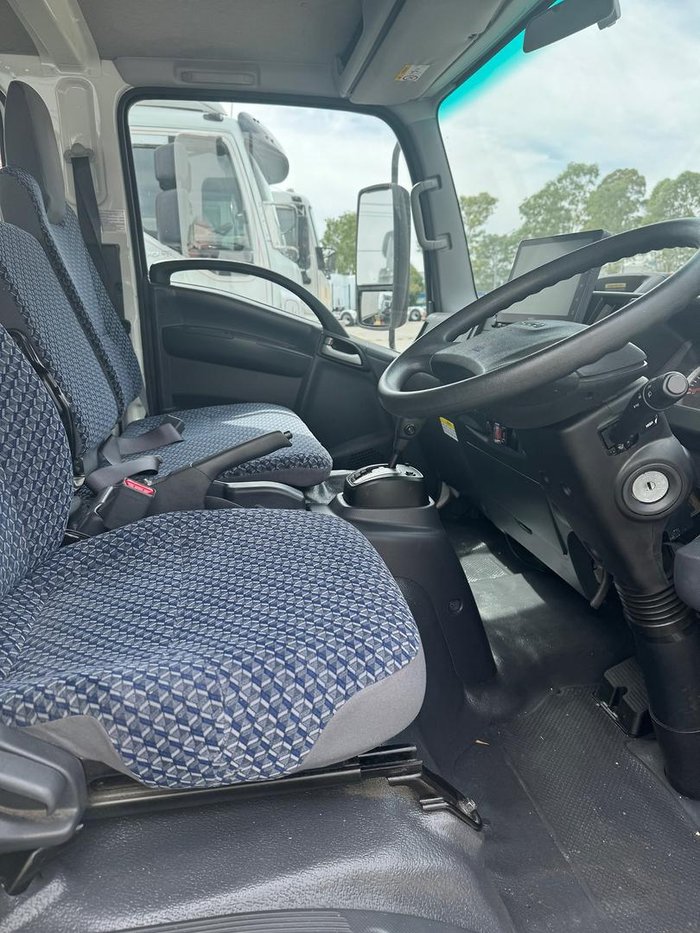 2023 Isuzu Nnr 45-150 Amt Mwb NNR 45/150 CREW CAB AUTOMATIC