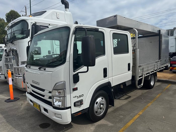 2023 Isuzu Nnr 45-150 Amt Mwb NNR 45/150 CREW CAB AUTOMATIC