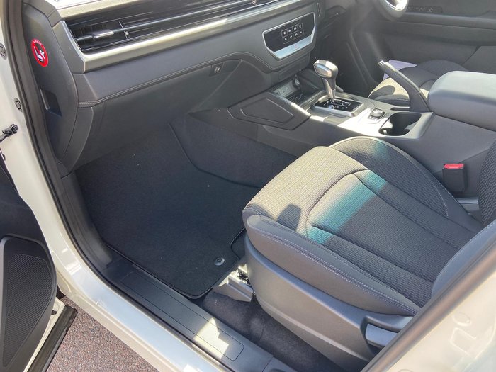 2025 KGM Musso ELX Q261 MY26 4X4 Dual Range Grand White