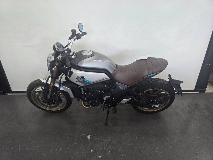 2022 CFMOTO CL-X CLASSIC VELOCITY GREY