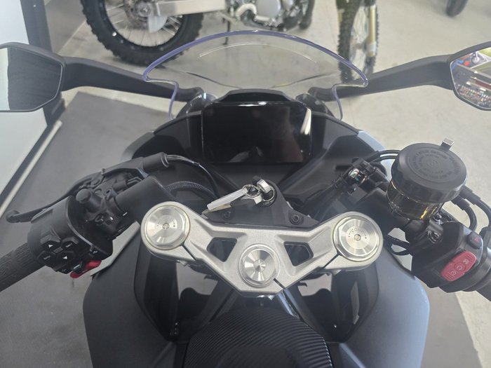 2025 CFMOTO 2025 Cf Moto 450CC 450 SR S Road Black