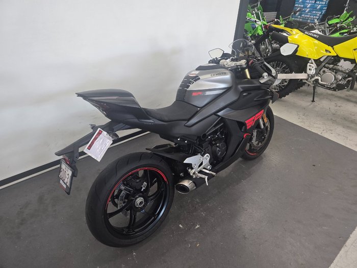 2025 CFMOTO 2025 Cf Moto 450CC 450 SR S Road Black