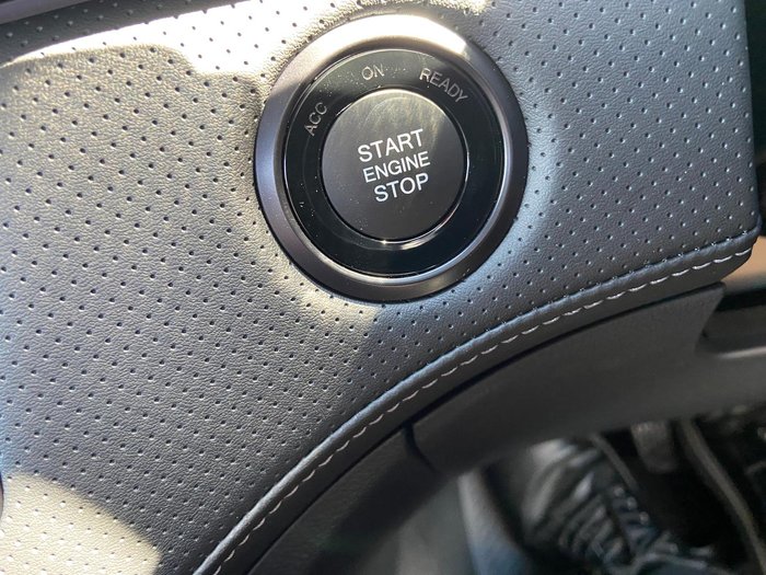 2025 KGM Musso Ultimate Q261 MY26 4X4 Dual Range Grand White