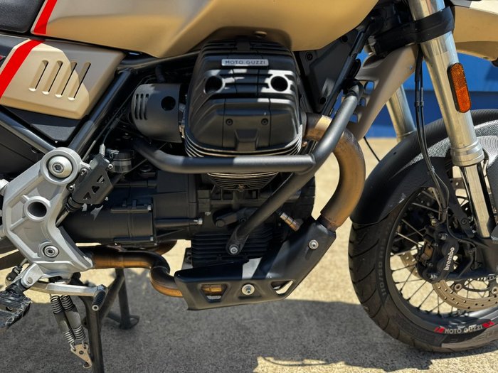 2020 MOTO GUZZI V85 TT TRAVEL