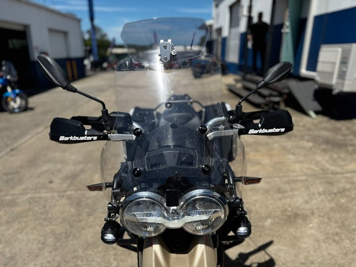 2020 MOTO GUZZI V85 TT TRAVEL