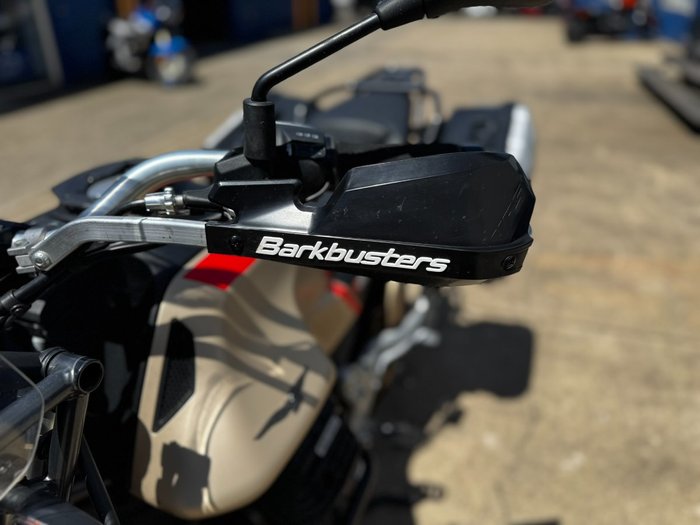 2020 MOTO GUZZI V85 TT TRAVEL