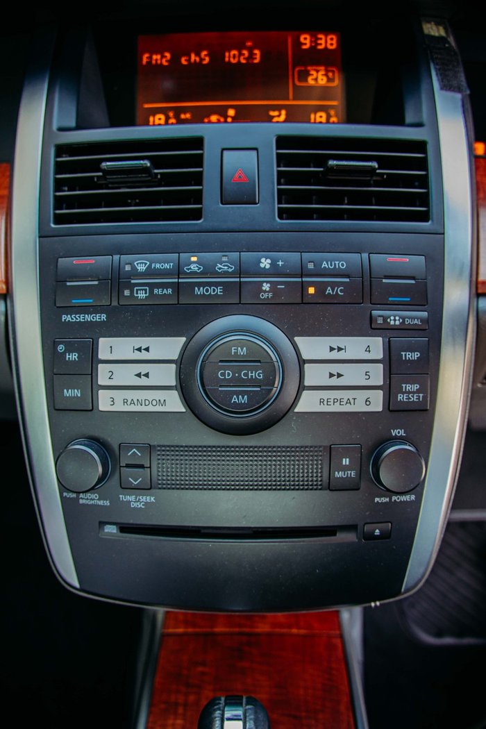 2004 Nissan Maxima ST-L