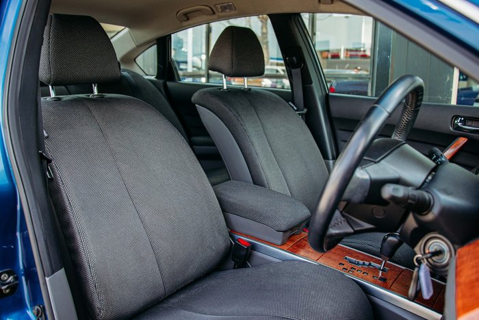 2004 Nissan Maxima ST-L