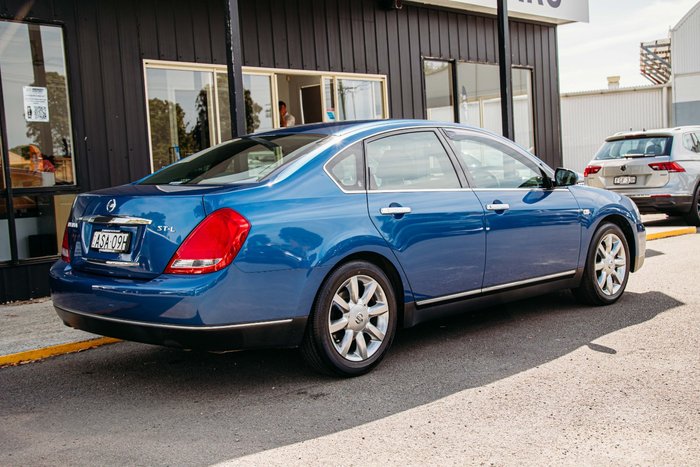 2004 Nissan Maxima ST-L