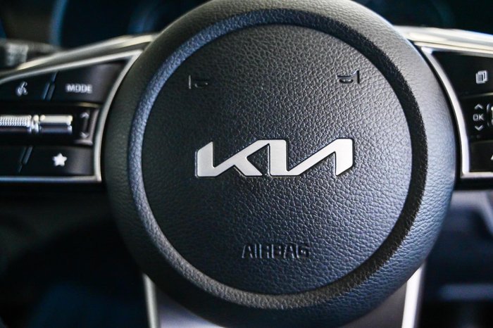 2023 Kia Cerato S