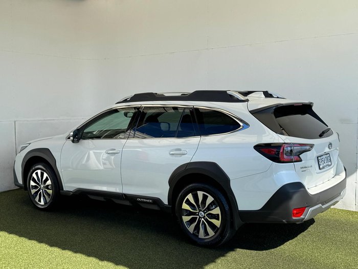 2025 Subaru Outback AWD Touring