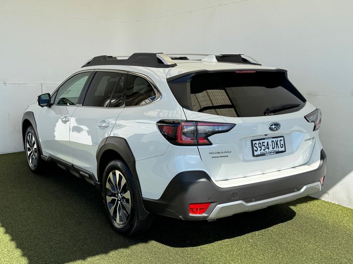 2025 Subaru Outback AWD Touring