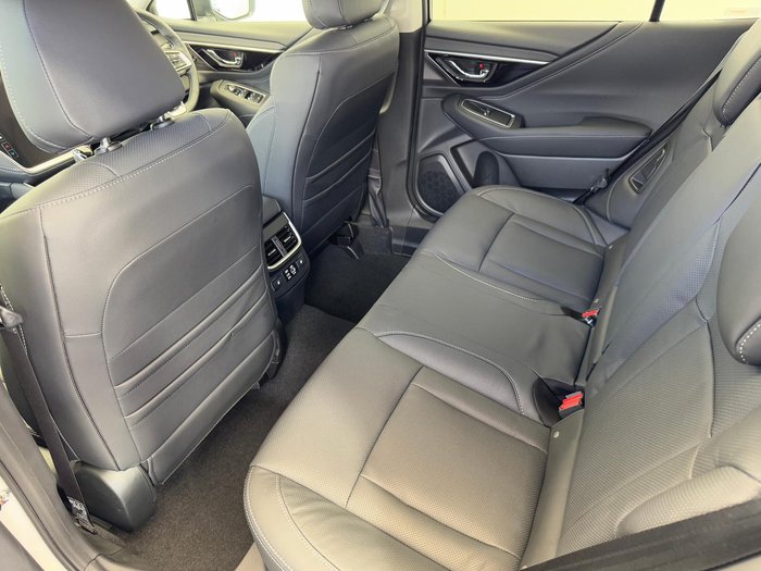 2025 Subaru Outback AWD Touring